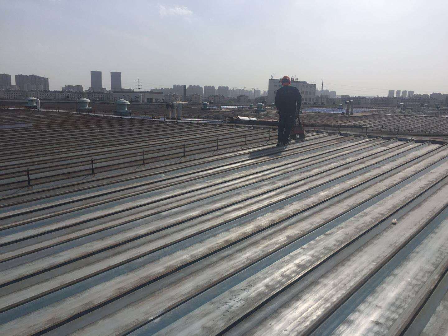 彩鋼瓦屋頂翻新